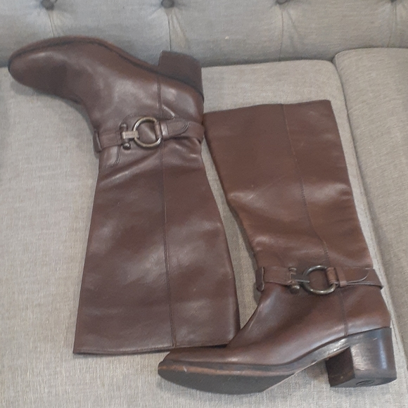 Coach brown leather boots size 9.5B